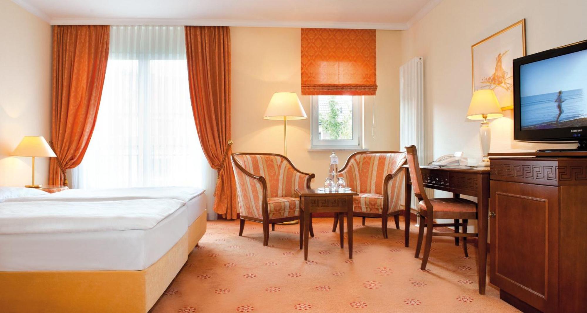 Victor'S Residenz-Hotel ארפורט מראה חיצוני תמונה
