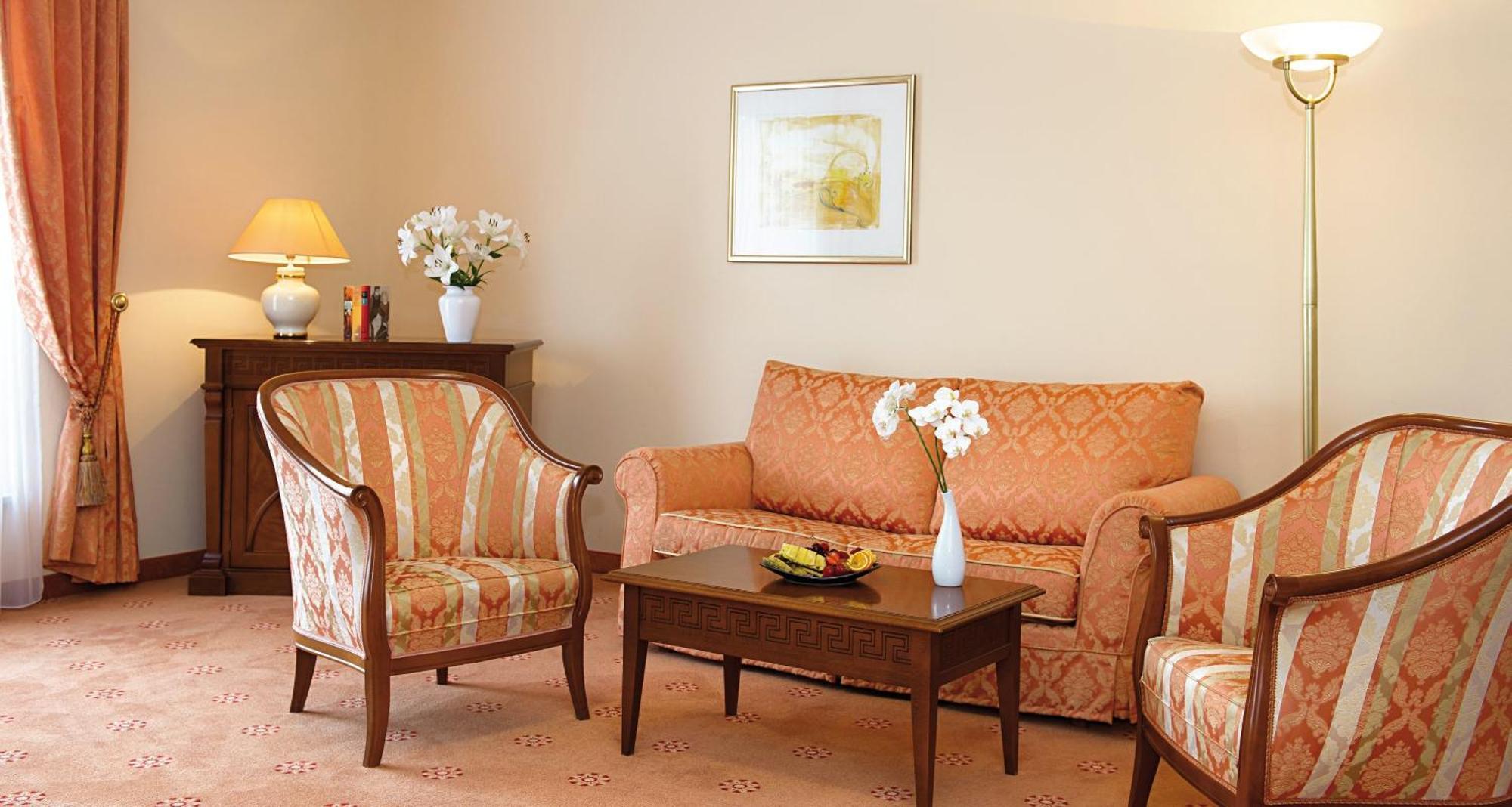 Victor'S Residenz-Hotel ארפורט חדר תמונה