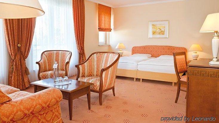 Victor'S Residenz-Hotel ארפורט מראה חיצוני תמונה